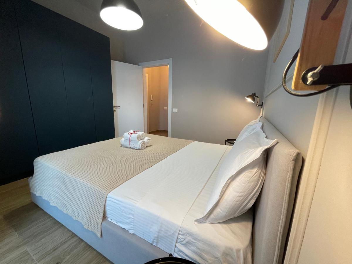 Square 21 Apartments Тирана Екстер'єр фото